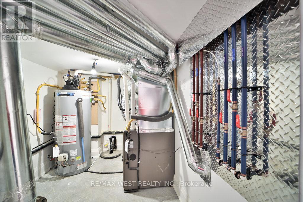 133 Times Road, Toronto, Ontario  M6B 3M3 - Photo 36 - W13495902