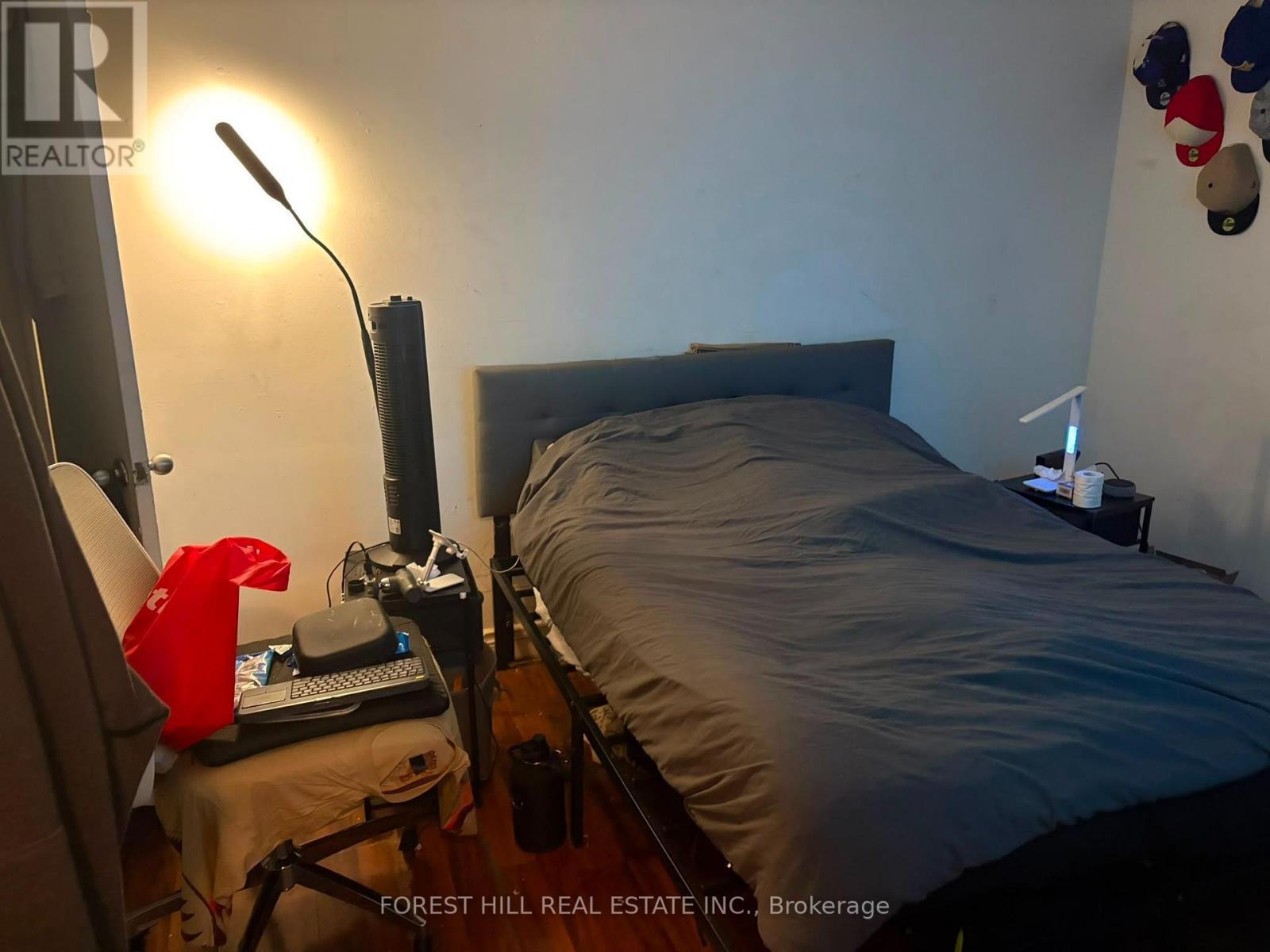 2 - 2530 Eglinton Avenue W, Toronto, Ontario  M6M 1T1 - Photo 3 - W13661264