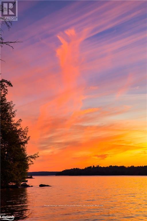 1378 OLD HIGHWAY 117 ROAD, lake of bays (ridout), Ontario