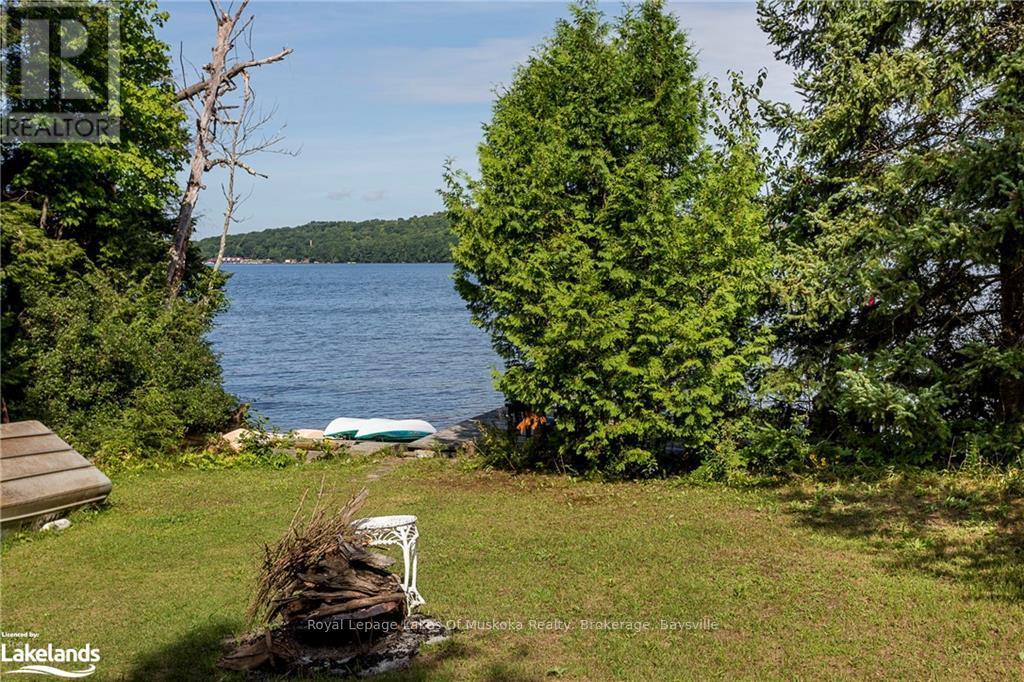 1378 Old Highway 117 Road, Lake Of Bays, Ontario  P0B 1A0 - Photo 3 - X13672970