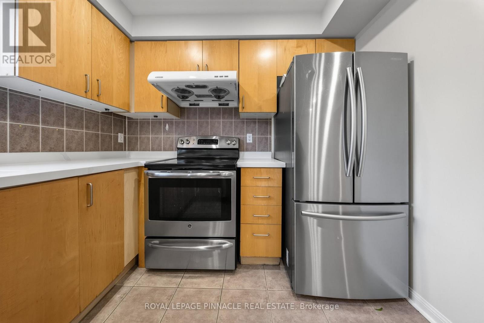 787 Avocado Crescent, Mississauga, Ontario  L5W 1H4 - Photo 11 - W13672704