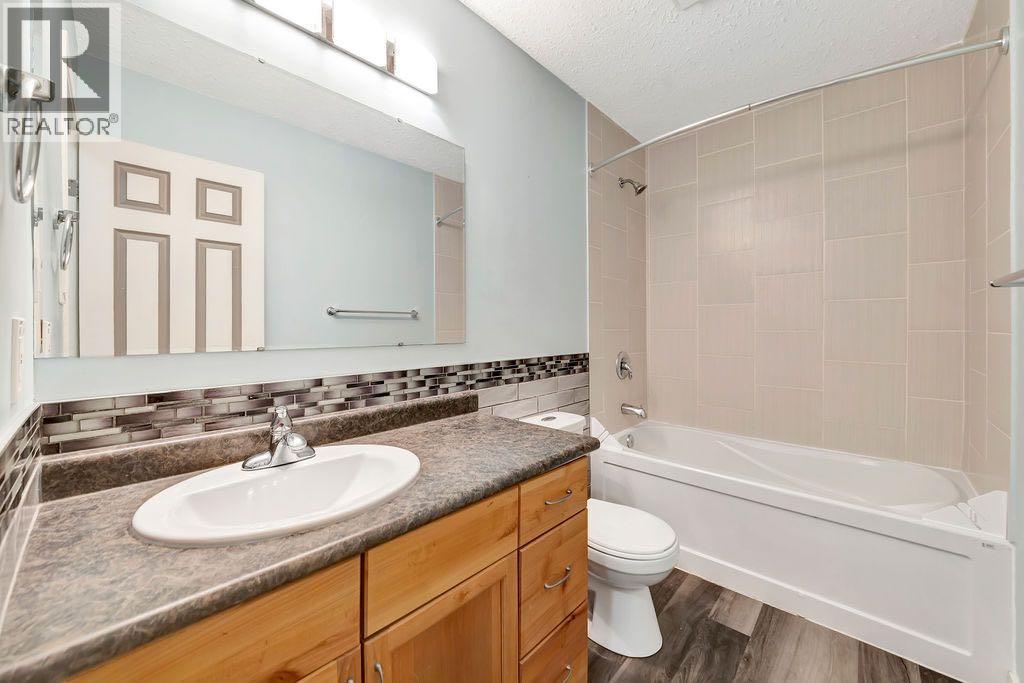 5104 54a Street, Lloydminster, Alberta  T9V 0S5 - Photo 14 - A2331394