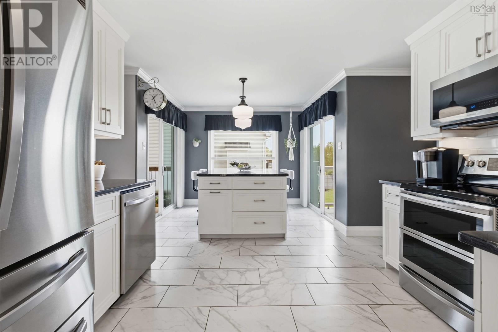 190 Southampton Drive, Cole Harbour, Nova Scotia  B2V 2S9 - Photo 9 - 202620534