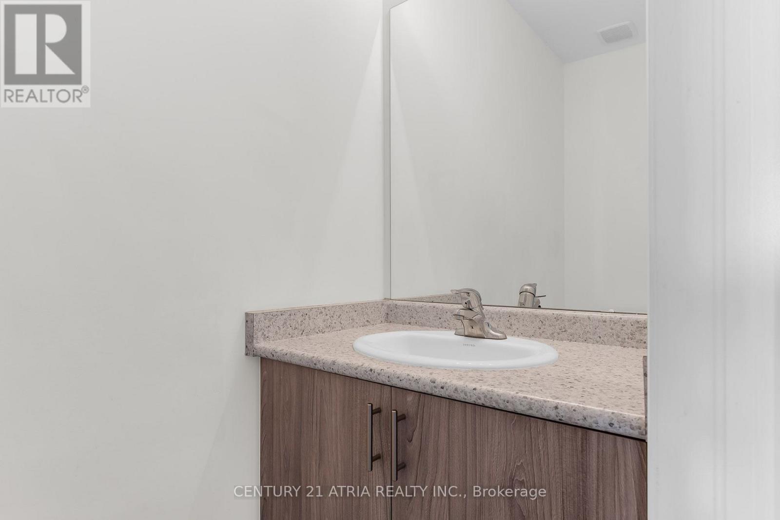 422 Krotz Street W, North Perth, Ontario  N4W 0J4 - Photo 14 - X13615146