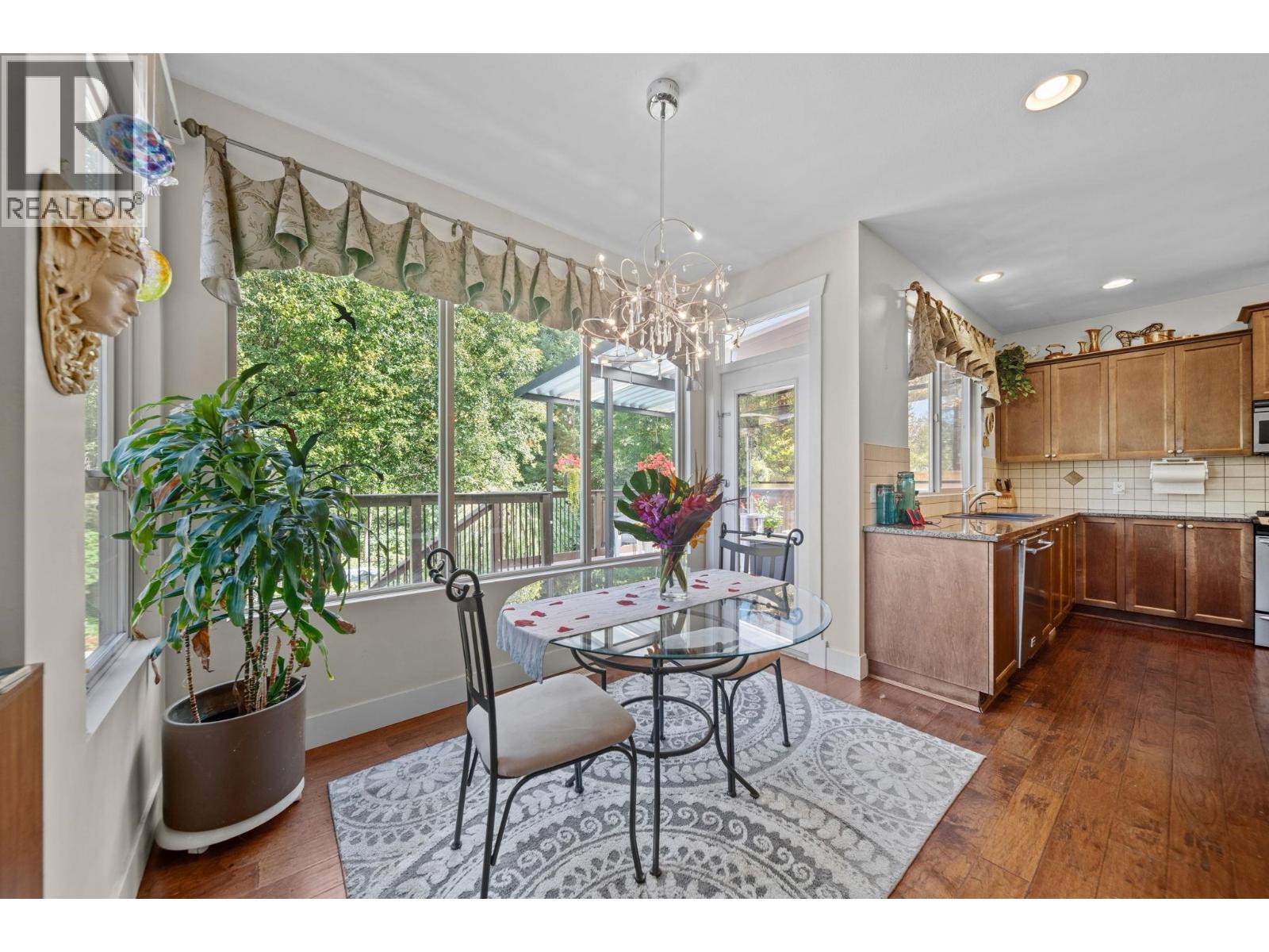 24781 Mcclure Drive, Maple Ridge, British Columbia  V2W 0A5 - Photo 6 - R3155256