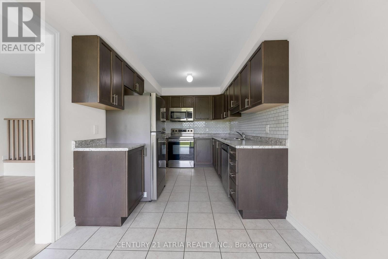 422 Krotz Street W, North Perth, Ontario  N4W 0J4 - Photo 5 - X13615146