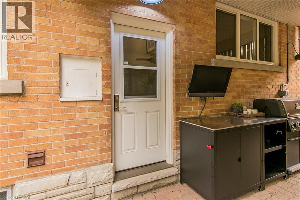 210 Dawson Street, Waterloo, Ontario  N2L 1S4 - Photo 47 - 40847465