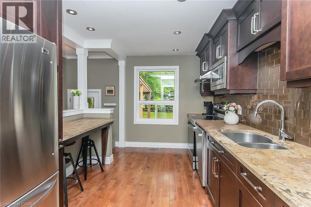 210 Dawson Street, Waterloo, Ontario  N2L 1S4 - Photo 16 - 40847465