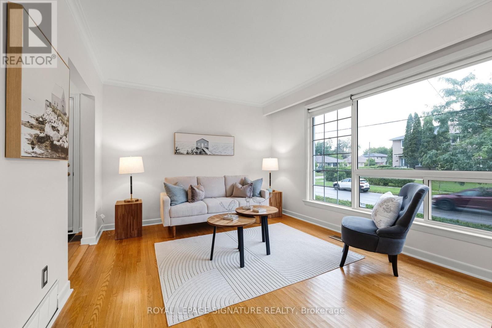 50 Celeste Drive, Toronto, Ontario  M1E 2V1 - Photo 4 - E13672934