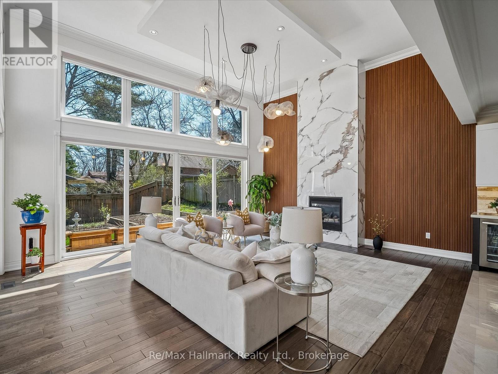 1508 Oakhill Drive, Oakville, Ontario  L6J 1Y5 - Photo 6 - W13444624