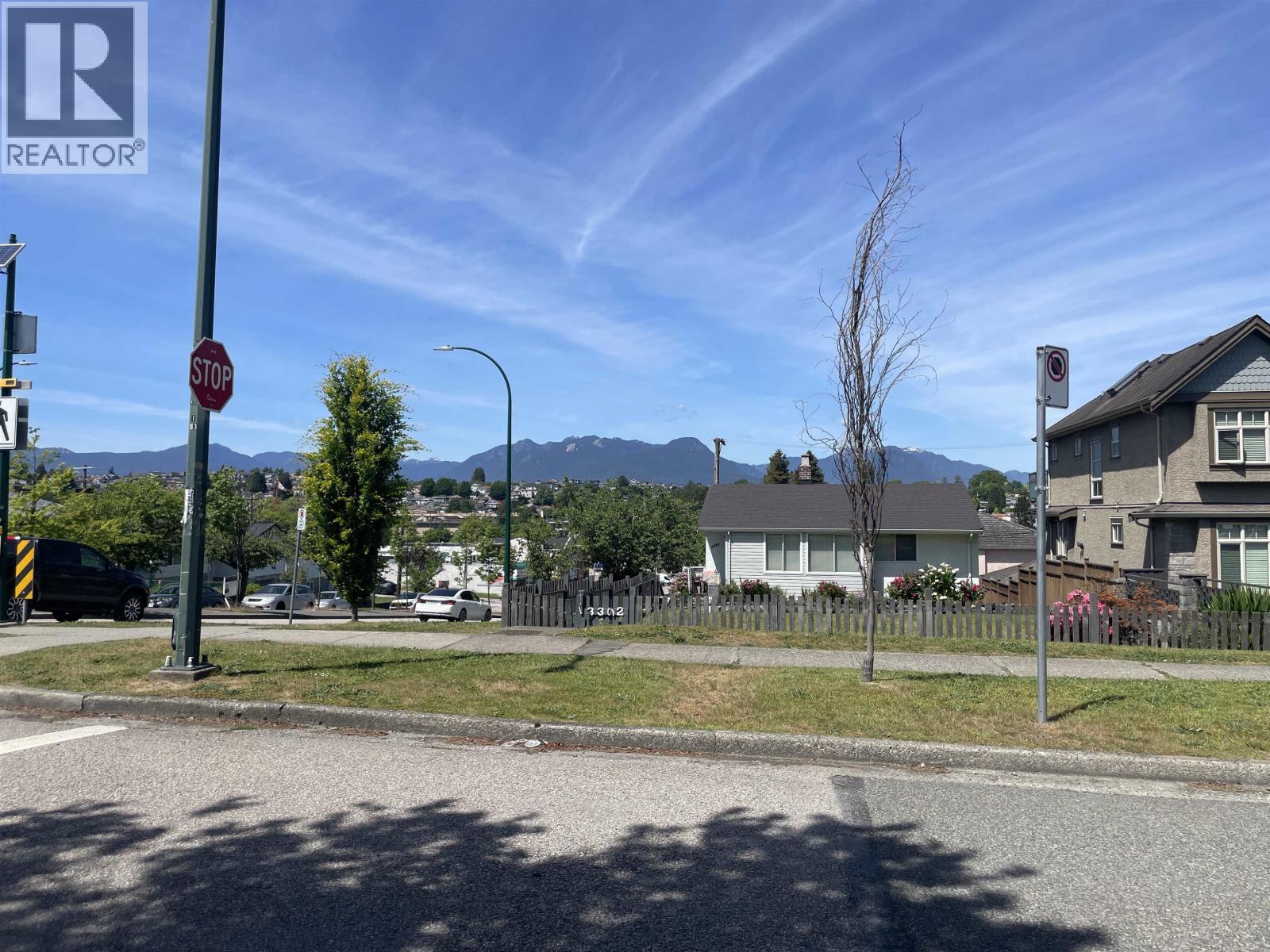 3305 Worthington Drive, Vancouver, British Columbia  V5M 3X2 - Photo 6 - R3154520