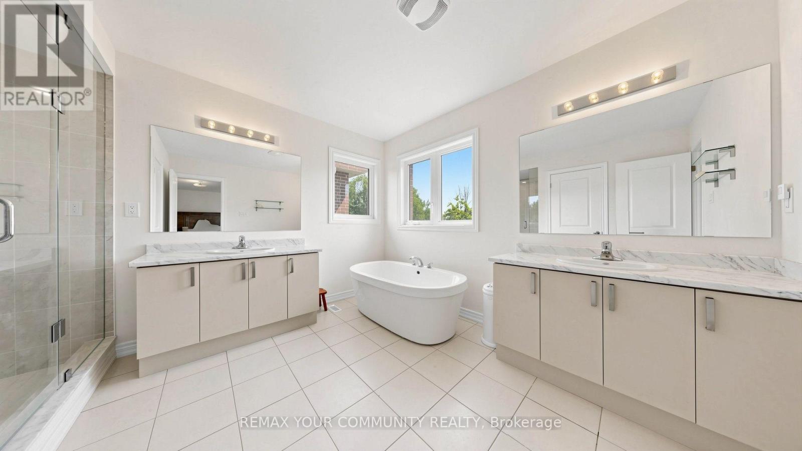 32 Baycroft Boulevard, Essa (Angus), Ontario  L0M 1B5 - Photo 35 - N13672900