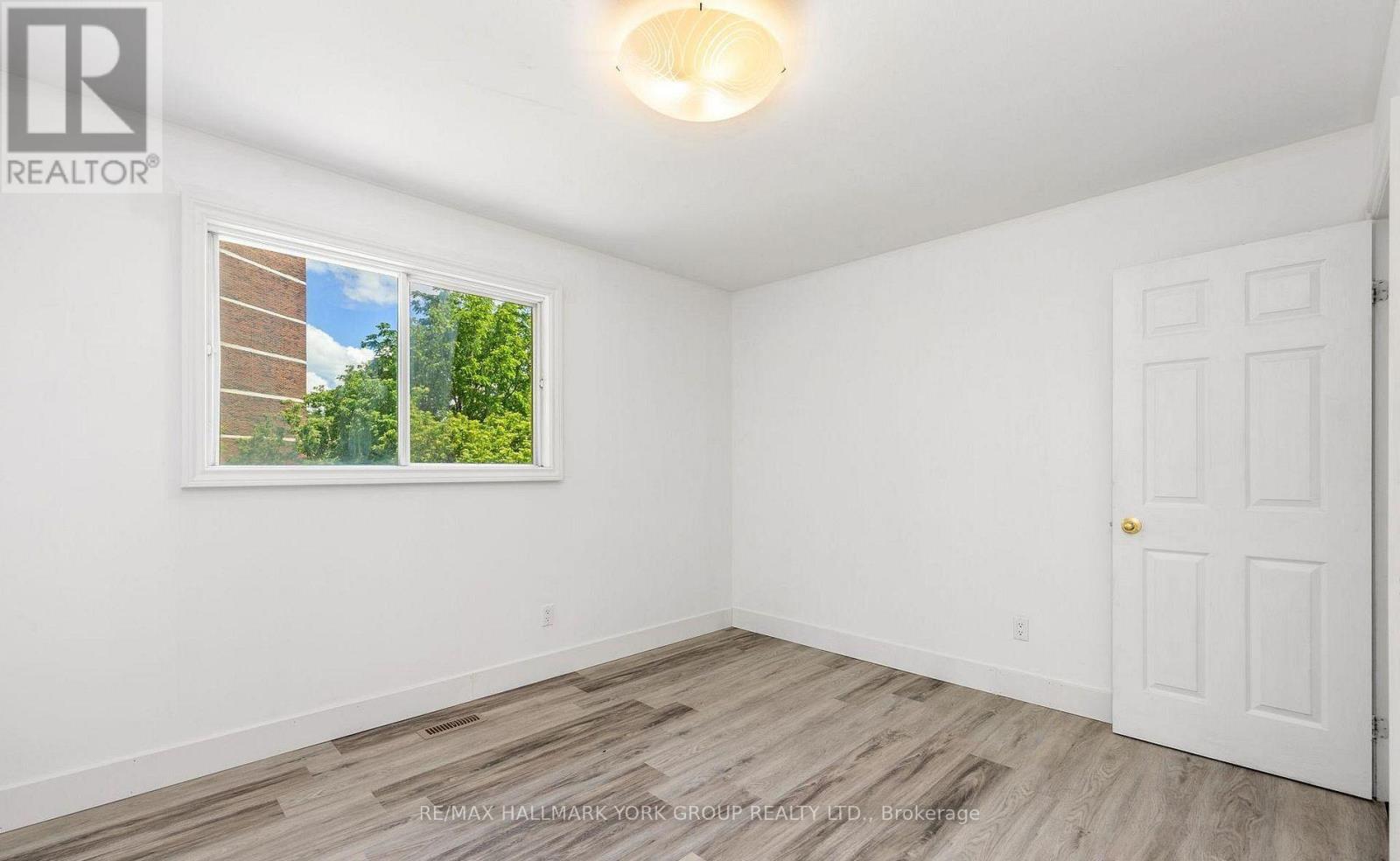 79 Maplegrove Avenue, Bradford West Gwillimbury (Bradford), Ontario  L3Z 1R9 - Photo 15 - N13672936