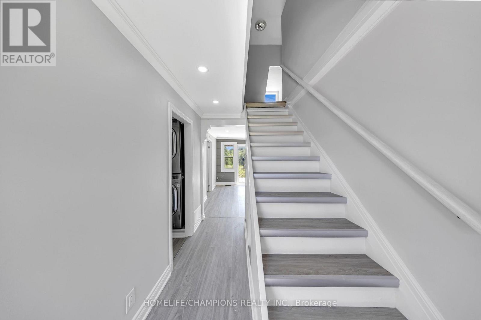 997 Mount Albert Road, East Gwillimbury, Ontario  L0G 1V0 - Photo 21 - N13672972