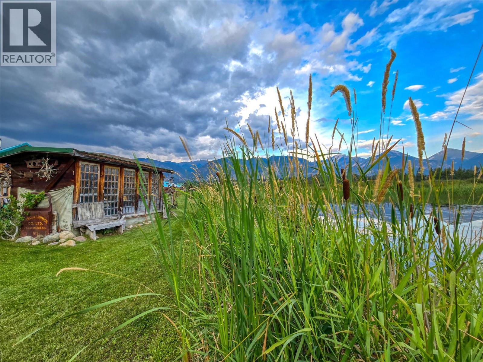 9498 Westside Road, Invermere, British Columbia  V0A 1K5 - Photo 49 - 10397616
