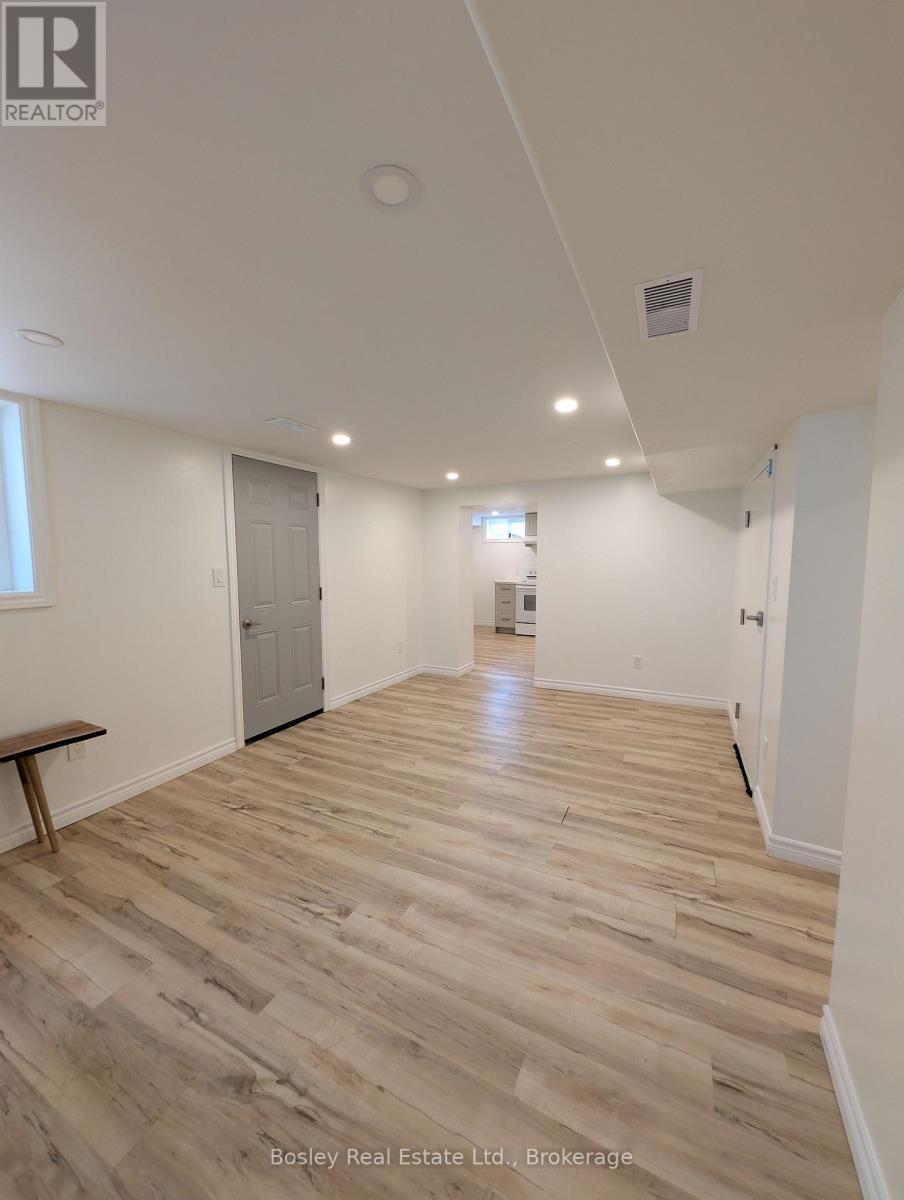 Lower - 102 Kensington Street, Guelph, Ontario  N1E 3P9 - Photo 5 - X13515034