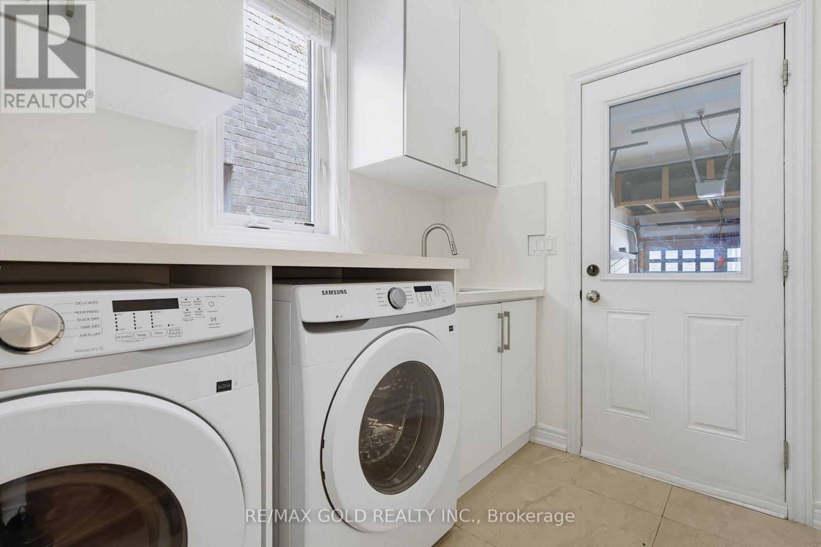 22 Durango Drive, Brampton, Ontario  L6X 2Z2 - Photo 10 - W13668502