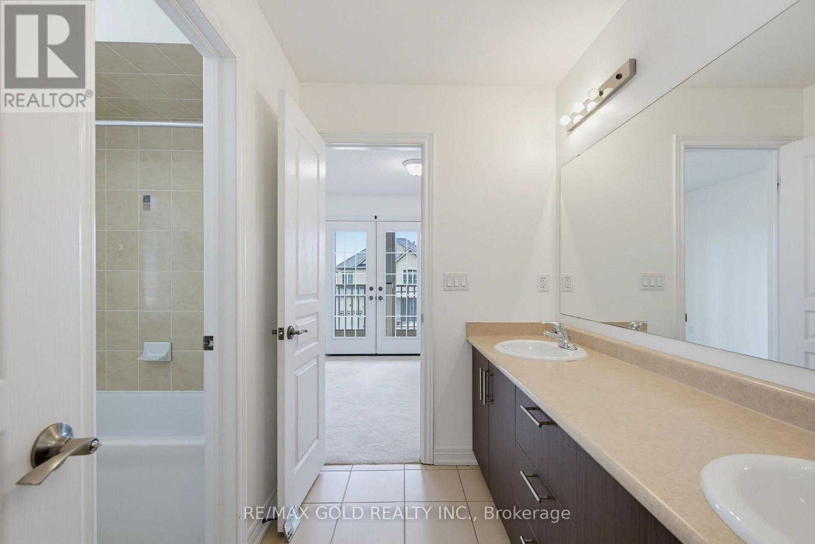 22 Durango Drive, Brampton, Ontario  L6X 2Z2 - Photo 18 - W13668502