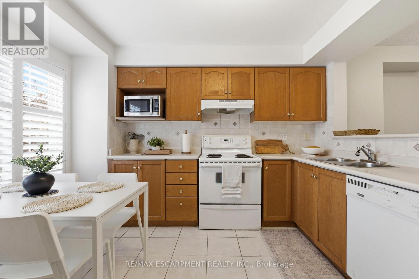 2 - 80 Acorn Place, Mississauga, Ontario  L4Z 4C9 - Photo 8 - W13672886