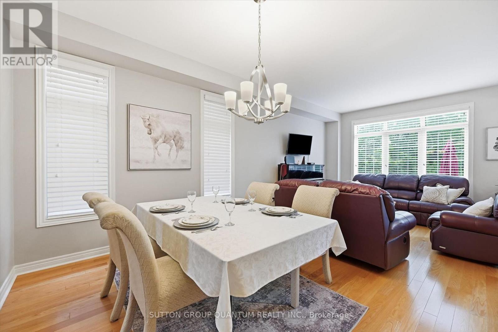 25 Mccardy Court, Caledon, Ontario  L7C 3W9 - Photo 5 - W13672902