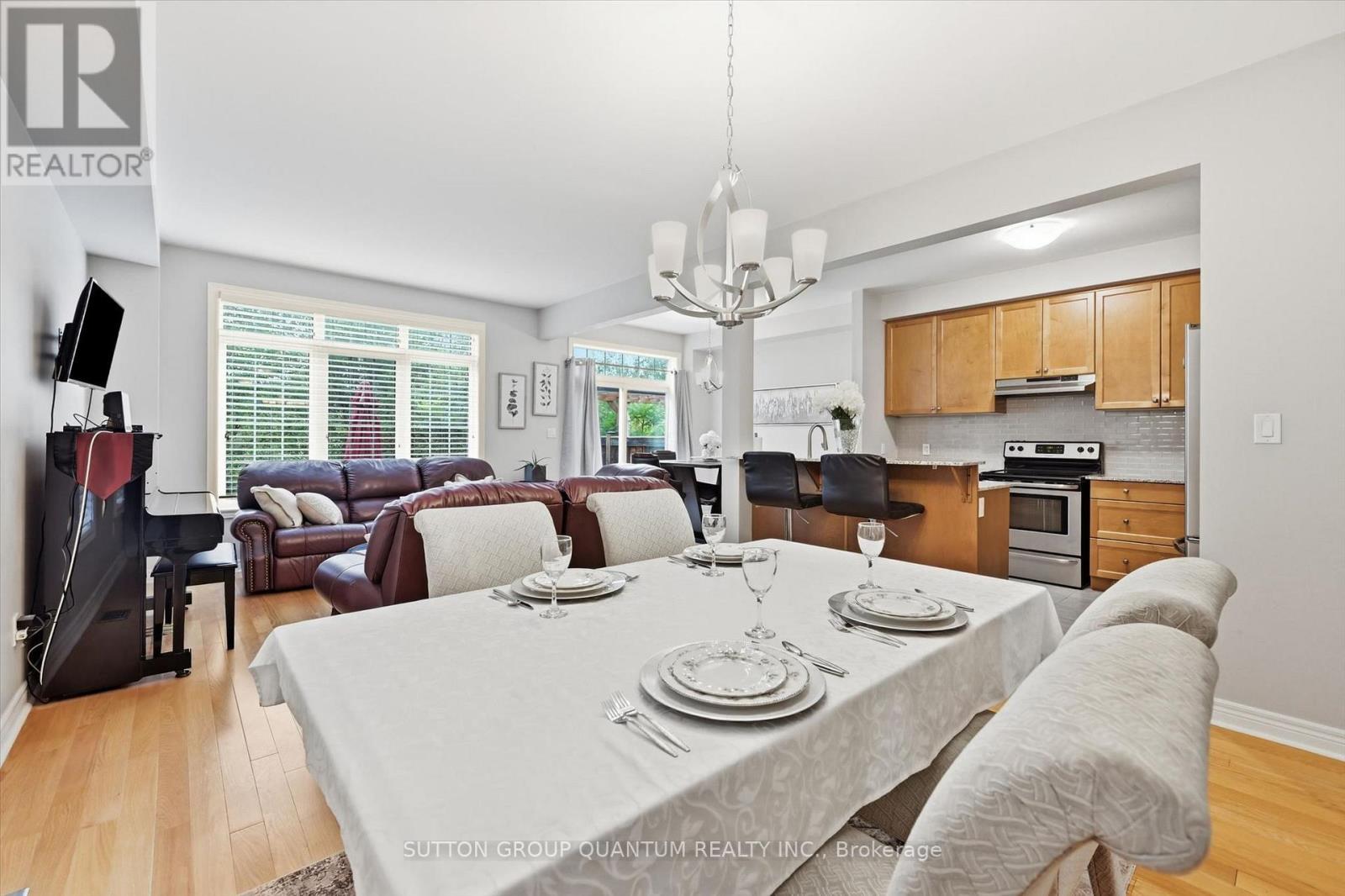 25 Mccardy Court, Caledon, Ontario  L7C 3W9 - Photo 6 - W13672902