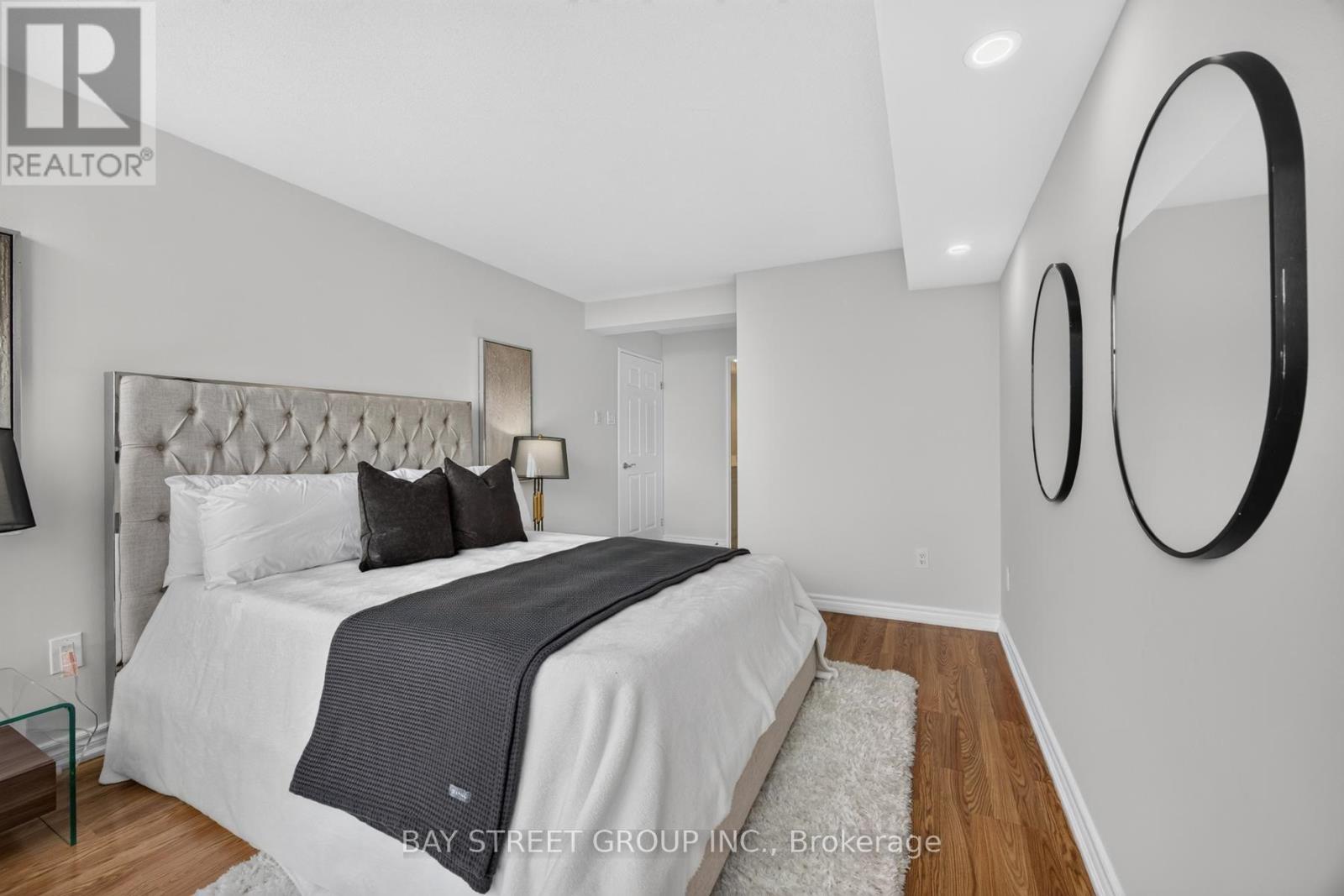 2203 - 400 Webb Drive, Mississauga, Ontario  L5B 3Z7 - Photo 23 - W13672956