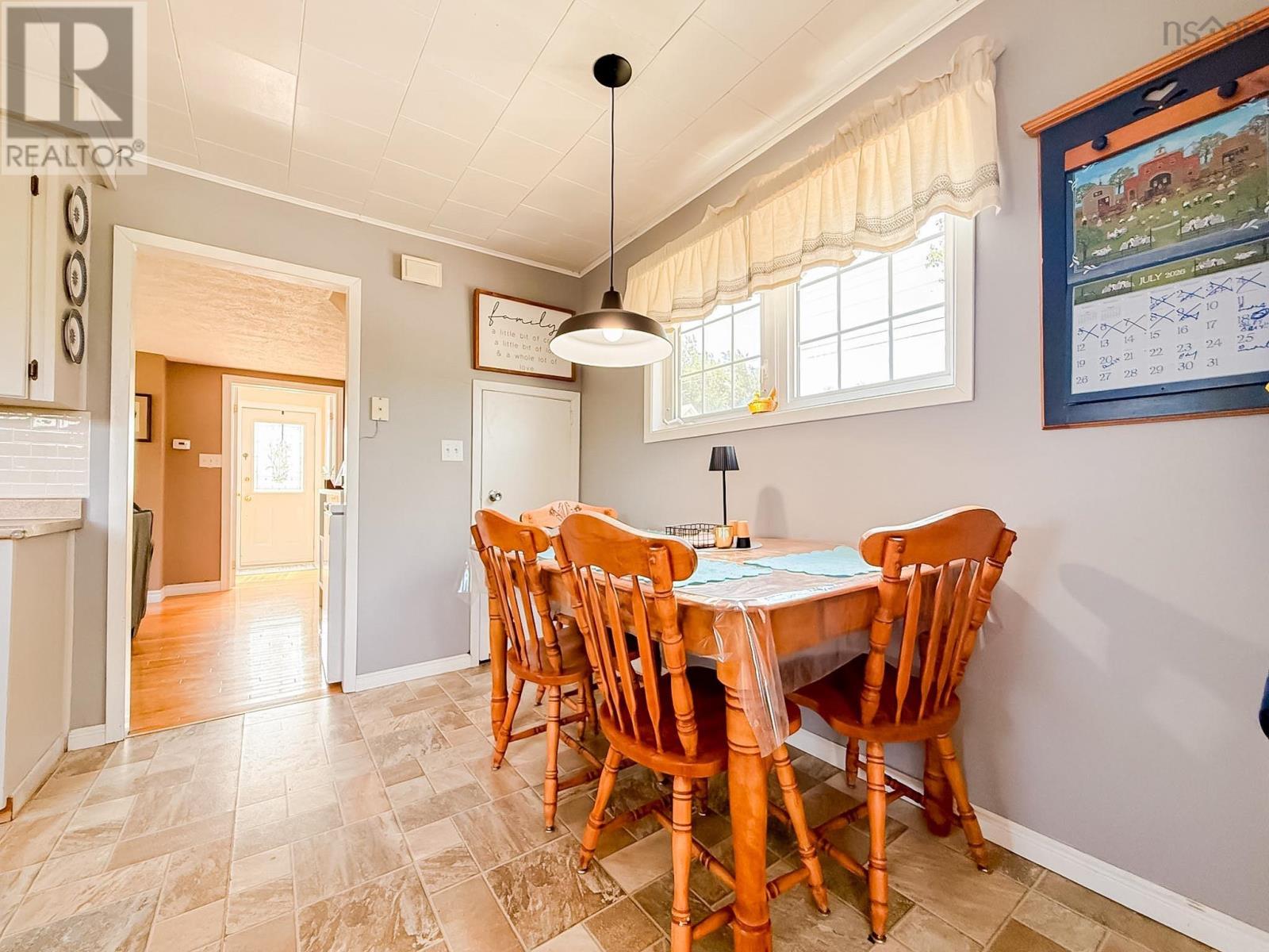 323 Patrick Street, New Waterford, Nova Scotia  B1H 3M8 - Photo 12 - 202617989