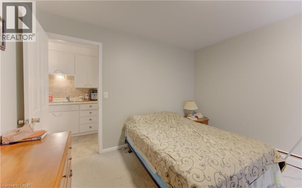 48 Dupont Street, Waterloo, Ontario  N2J 2G9 - Photo 37 - 40820172