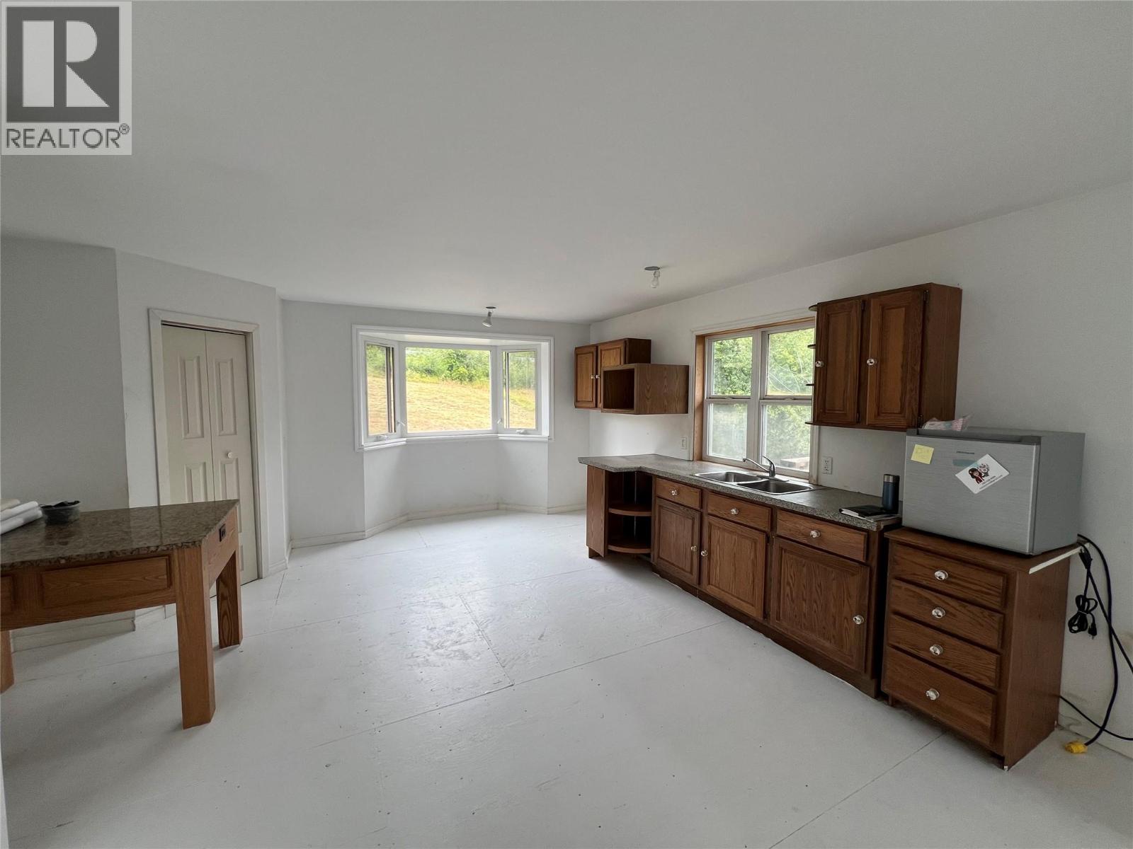 5423 3a Highway, Wynndel, British Columbia  V0B 2N0 - Photo 2 - 10383134