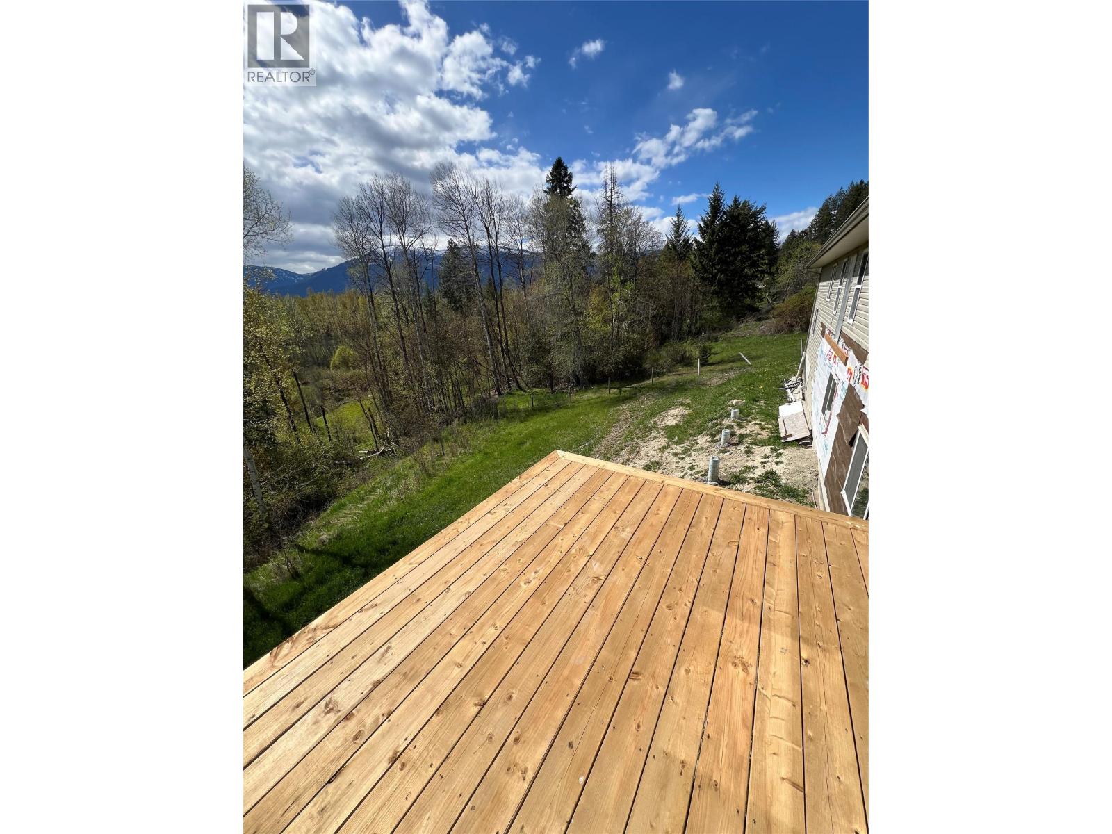 5423 3a Highway, Wynndel, British Columbia  V0B 2N0 - Photo 13 - 10383134