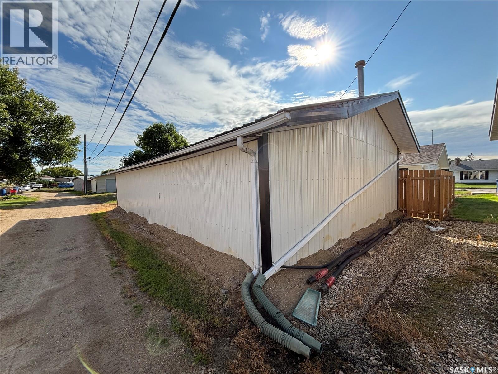 114 Saskatchewan Crescent, Kinistino, Saskatchewan  S0J 1H0 - Photo 8 - SK045495