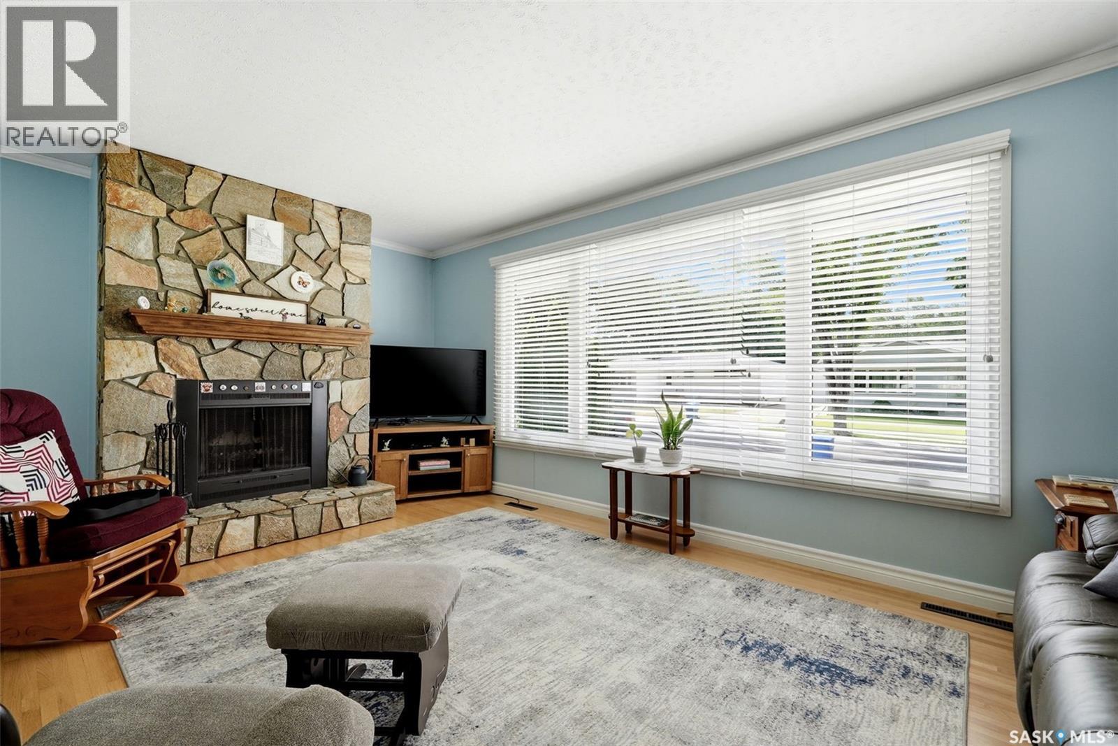 60 Gardiner Avenue, Regina, Saskatchewan  S4S 4P6 - Photo 4 - SK045470