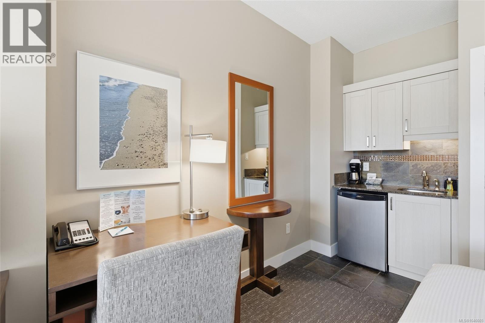 405d 181 Beachside Dr, Parksville, British Columbia  V9P 0B1 - Photo 4 - 1046665