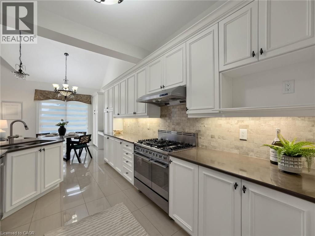 3353 Liptay Avenue Unit# 17, Oakville, Ontario  L6M 0M6 - Photo 15 - 40854688