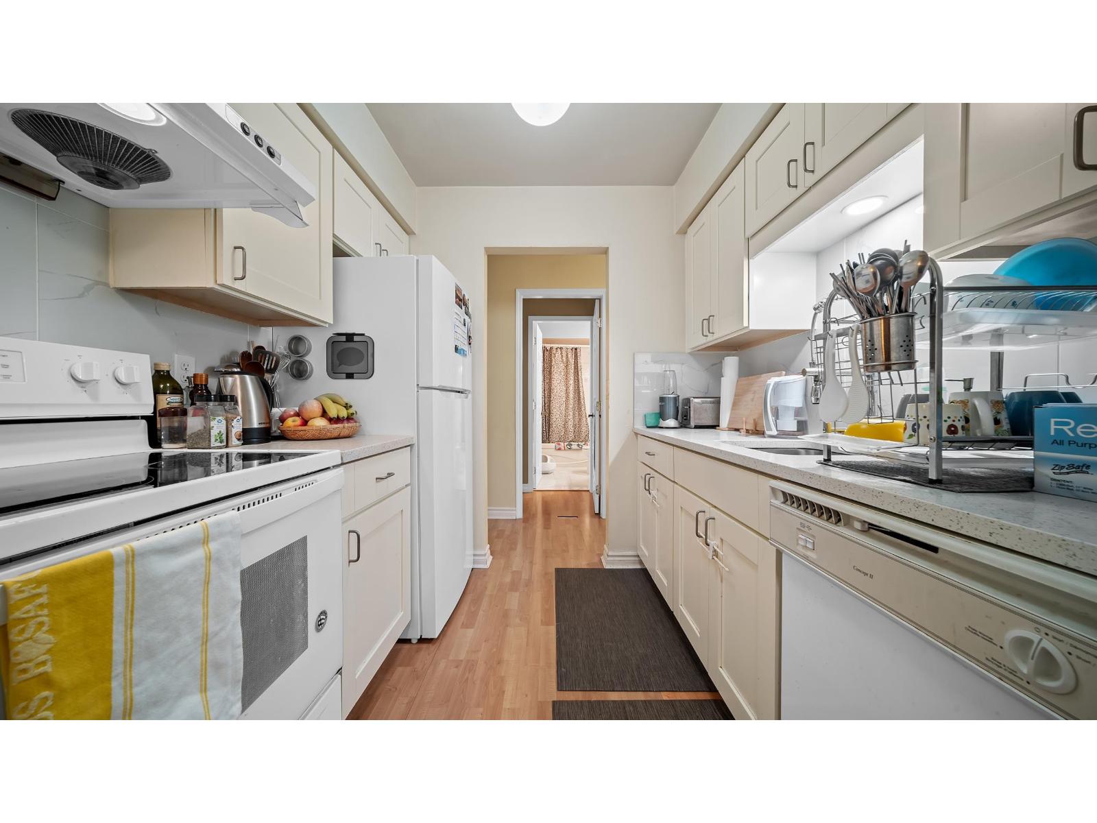 1314 10620 150 Street, Surrey, British Columbia  V3R 7S1 - Photo 11 - R3155411