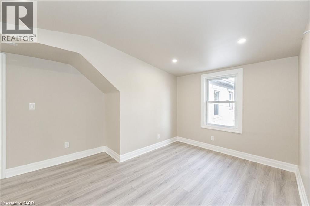 13 Hatton Drive Unit# 2, Ancaster, Ontario  L9G 2H5 - Photo 5 - 40855683