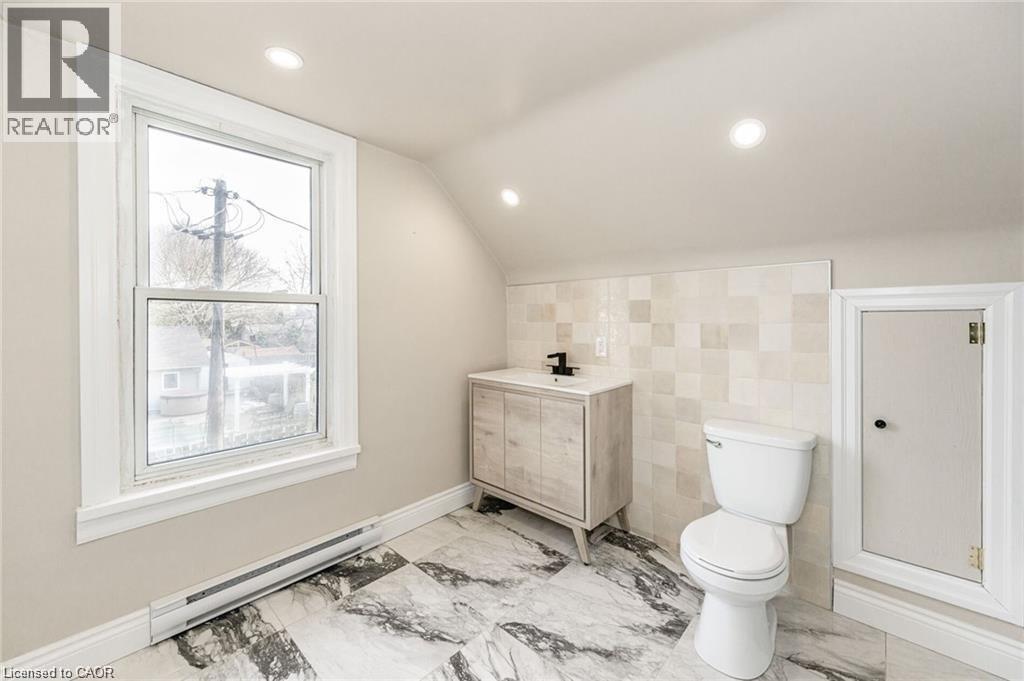13 Hatton Drive Unit# 2, Ancaster, Ontario  L9G 2H5 - Photo 6 - 40855683