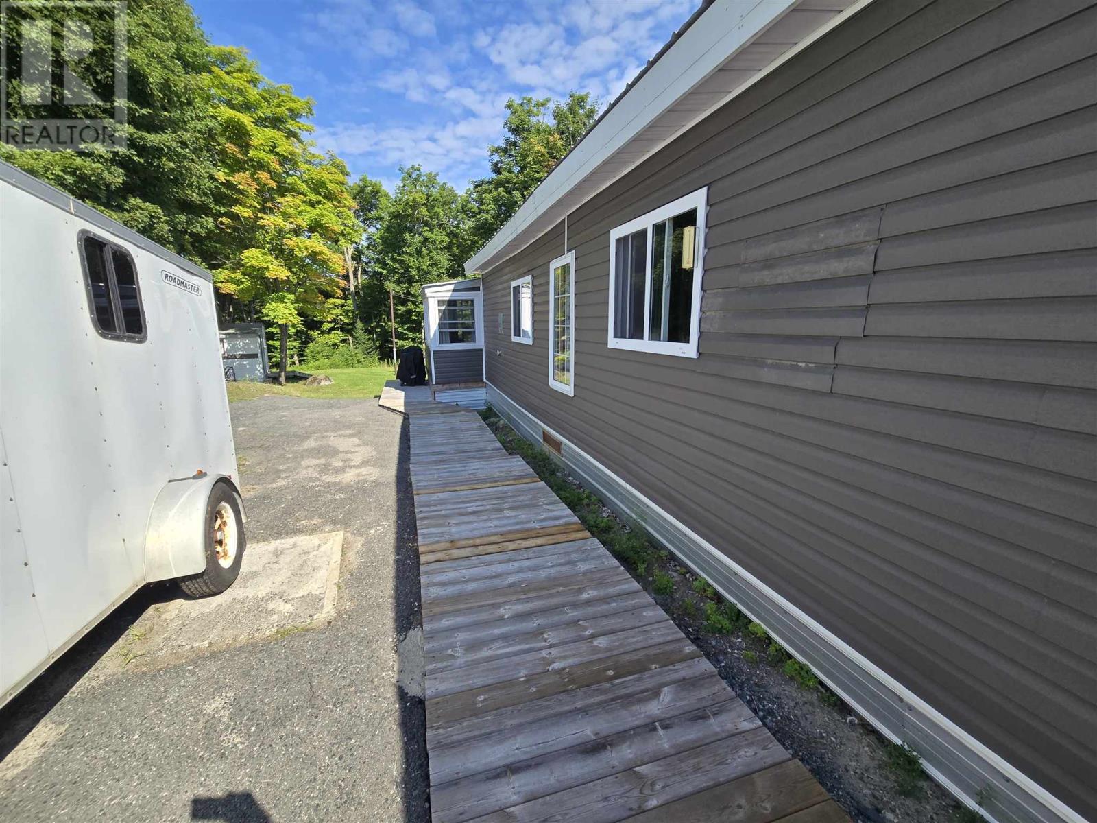 73 Westhill Rd, Elliot Lake, Ontario  P5A 1A6 - Photo 20 - SM262179