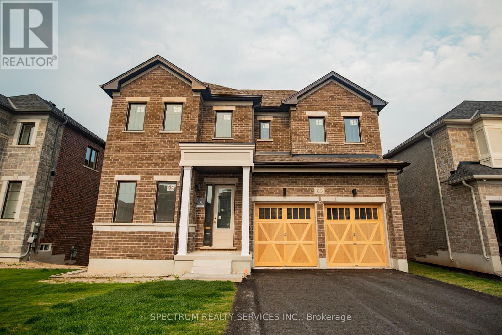 4303 LIDIA WAY, Burlington, Ontario