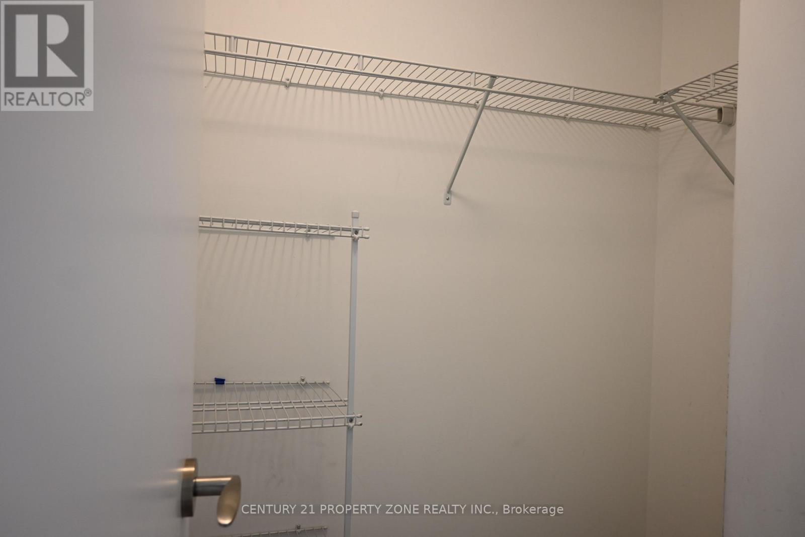 828 - 830 Lawrence Avenue, Toronto, Ontario  M6A 1C3 - Photo 9 - W13664650