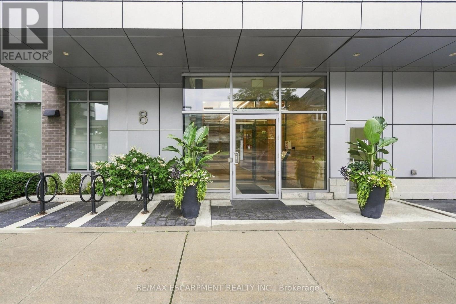 902 - 8 Ann Street, Mississauga, Ontario  L5G 3E6 - Photo 3 - W13659032