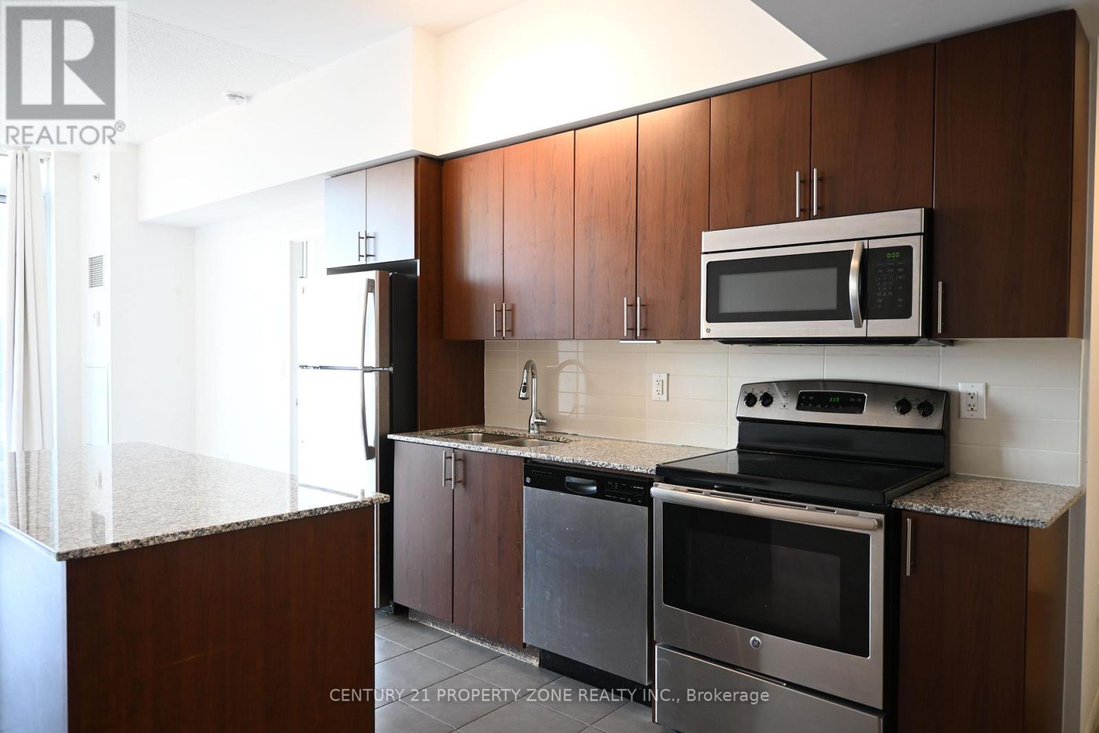 828 - 830 Lawrence Avenue, Toronto, Ontario  M6A 1C3 - Photo 4 - W13664650