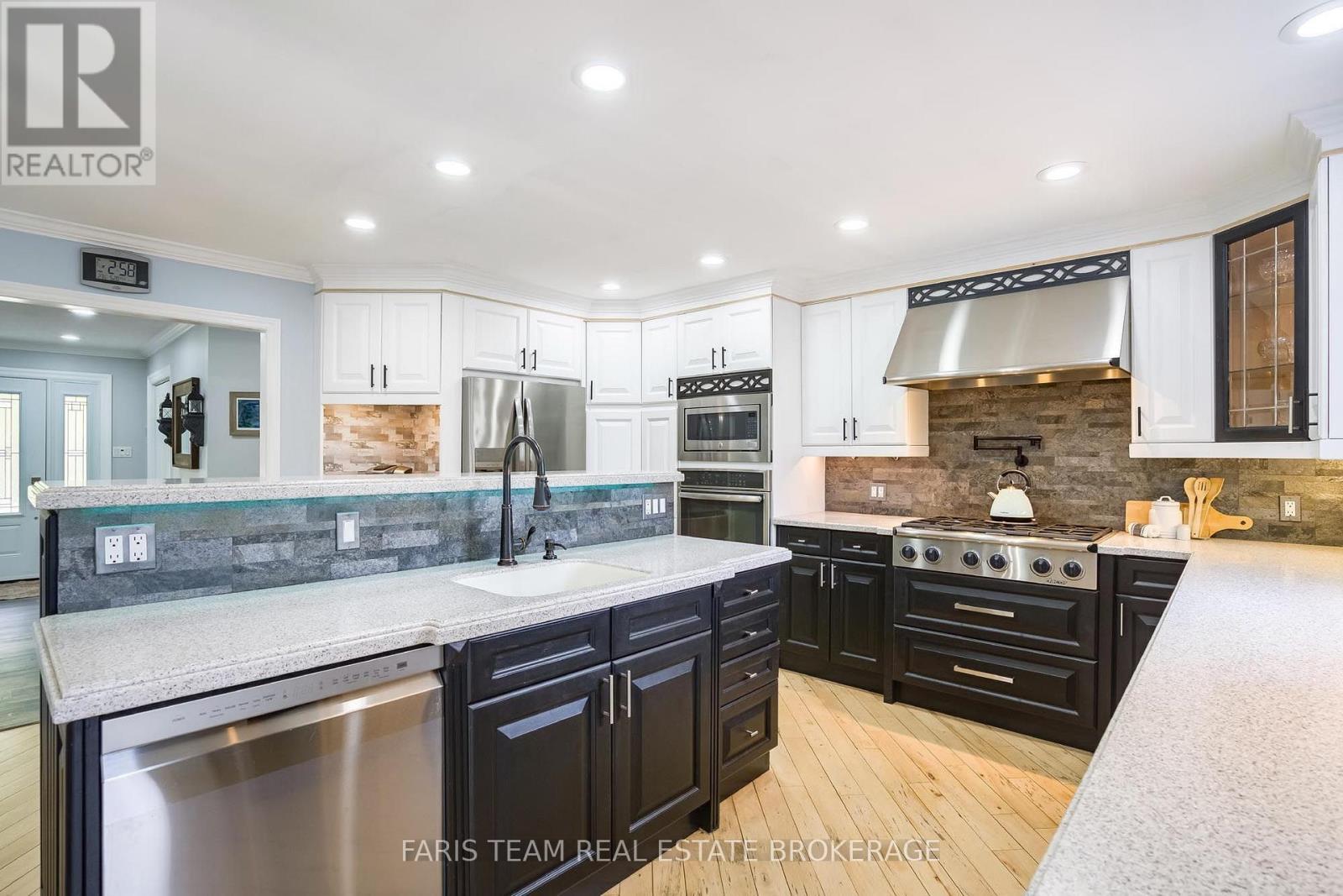 135 Forest Glen Drive, Gravenhurst, Ontario  P1P 1A1 - Photo 10 - X13583736