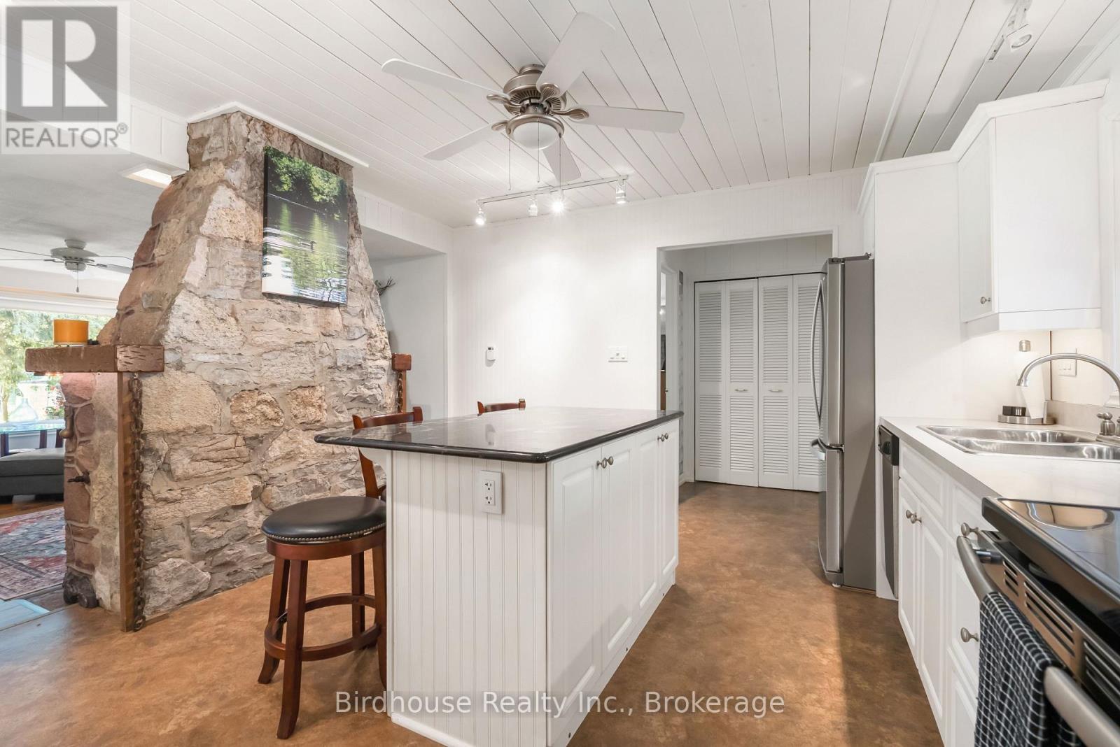 99 Riverside Drive, Kawartha Lakes, Ontario  K0M 1A0 - Photo 25 - X13673168