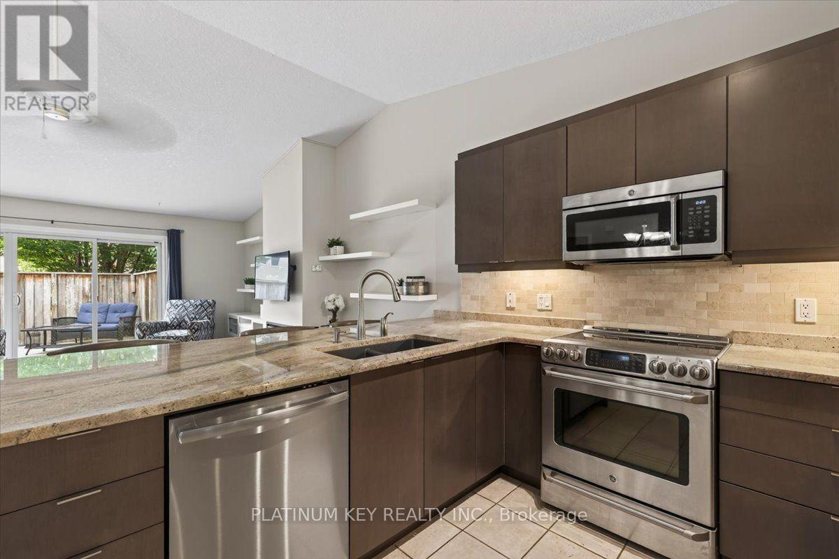 9 - 43 Capulet Walk, London North, Ontario  N6H 5V4 - Photo 7 - X13673196