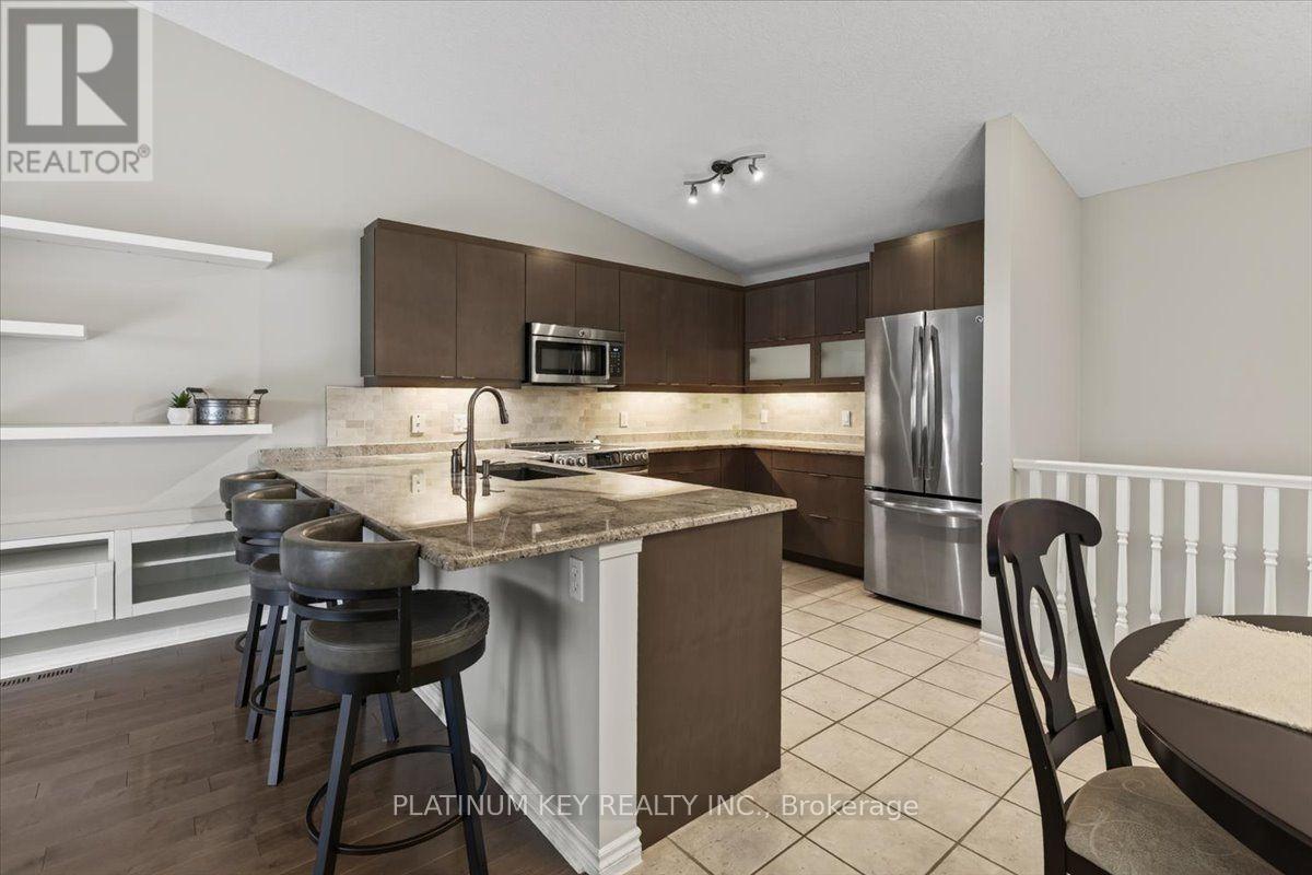 9 - 43 Capulet Walk, London North, Ontario  N6H 5V4 - Photo 8 - X13673196