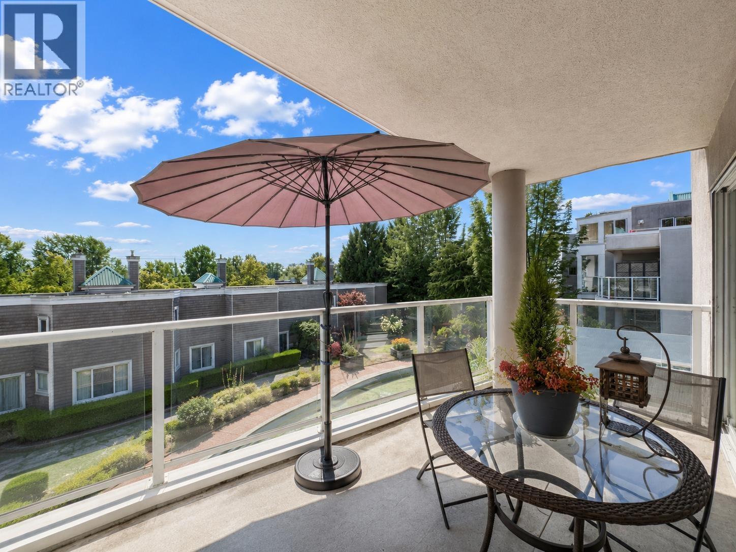 312 8450 JELLICOE STREET, Vancouver, British Columbia