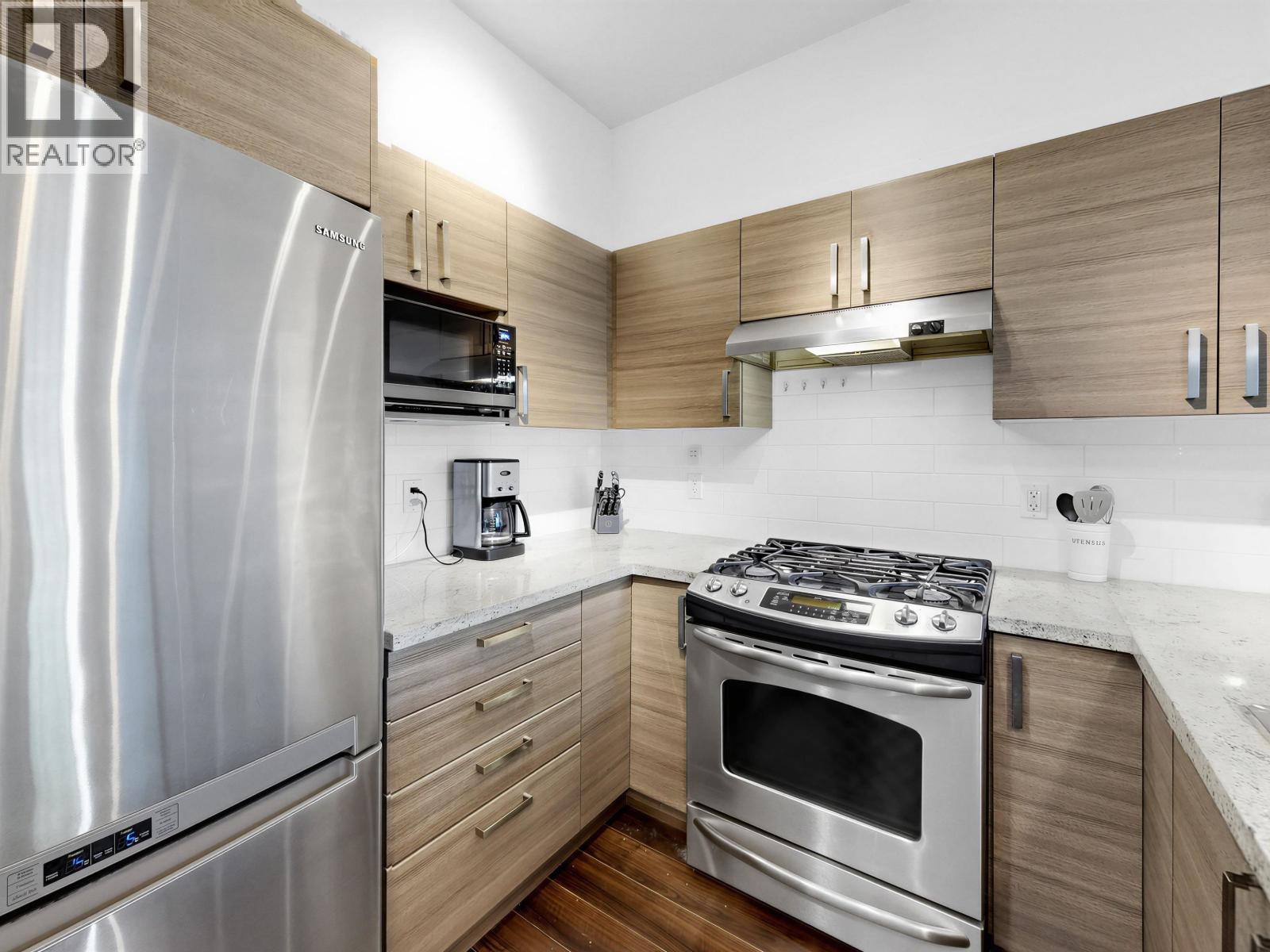 403 1153 Kensal Place, Coquitlam, British Columbia V3B 0G8 - Photo 4 - R3155309