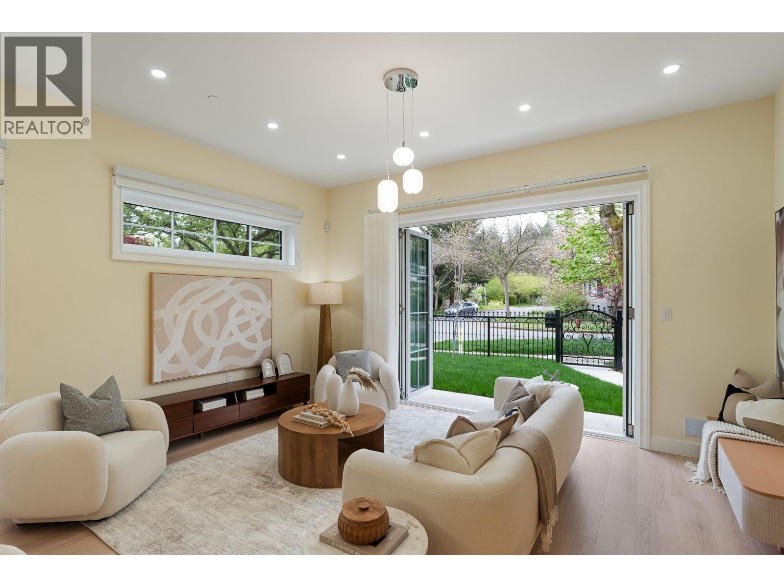 2 4503 W 15th Avenue, Vancouver, British Columbia  V6R 3B3 - Photo 11 - R3155475