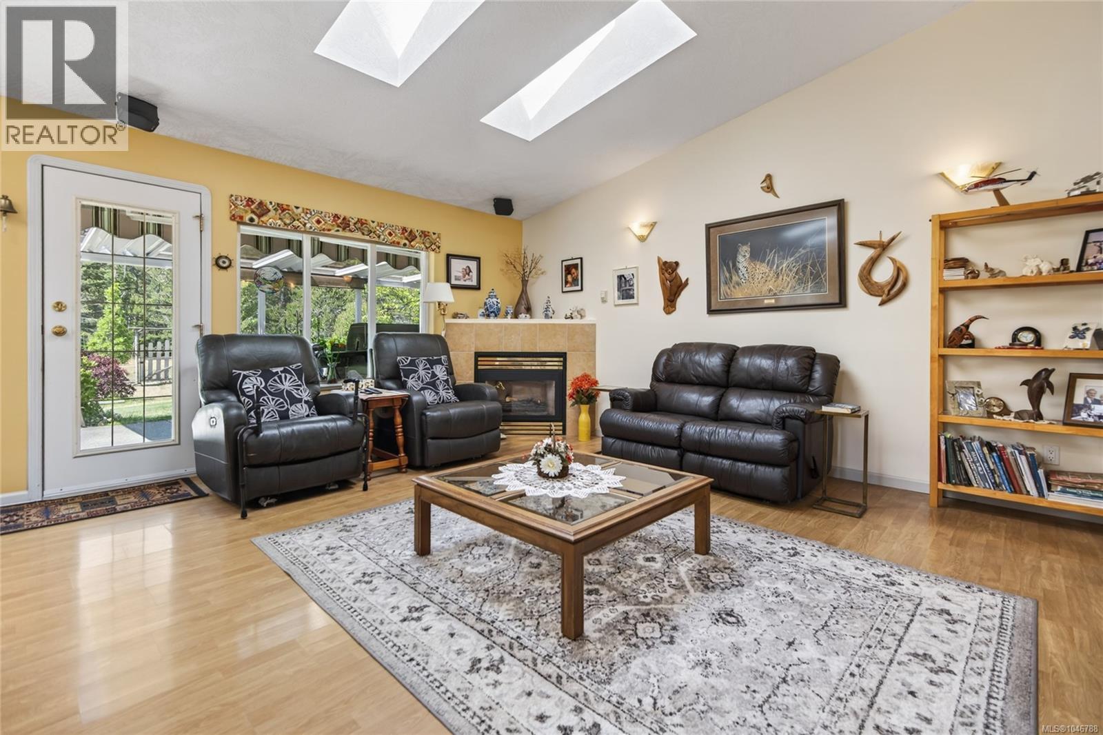 657 Sierra Pines Rd, Comox, British Columbia  V9M 3W8 - Photo 10 - 1046788